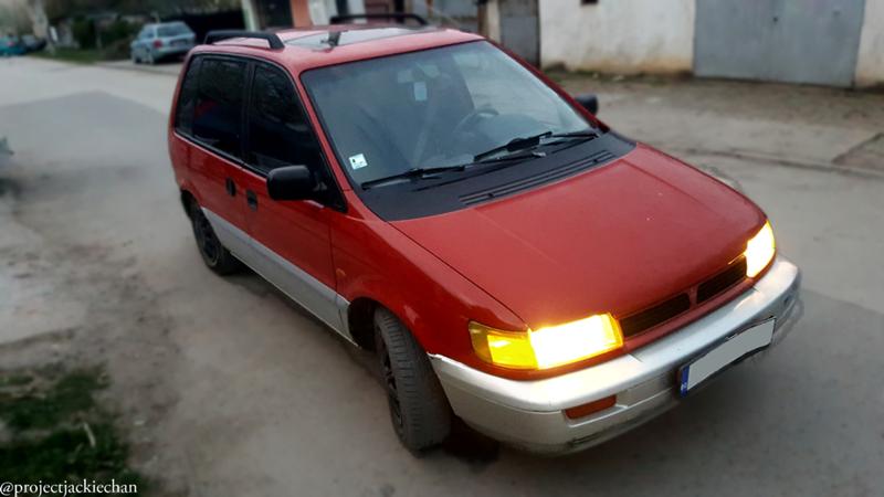 Mitsubishi Space runner 1.8 бензин - изображение 4