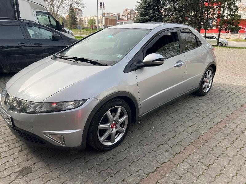 Honda Civic 1.8 VTEC - изображение 2