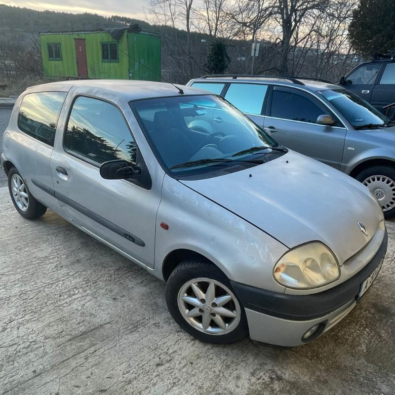 Renault Clio Clio 2 1,4  - изображение 2