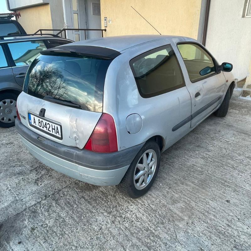 Renault Clio Clio 2 1,4  - изображение 7