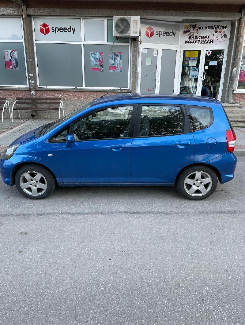 Honda Jazz 1.3 - изображение 2