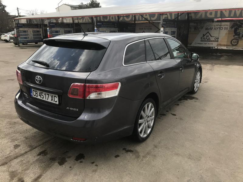 Toyota Avensis 2.2 D-CAT - изображение 6