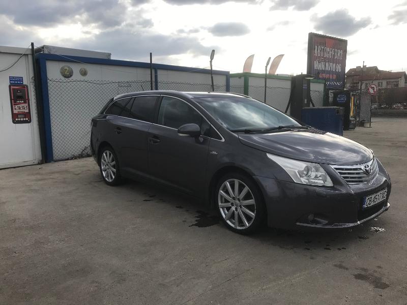 Toyota Avensis 2.2 D-CAT - изображение 2