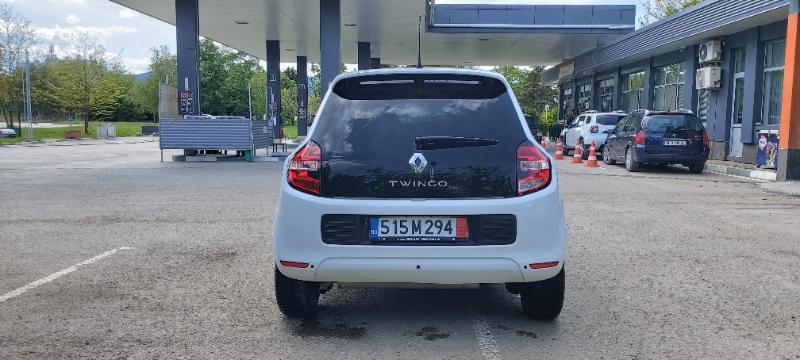 Renault Twingo 1.0 - изображение 5