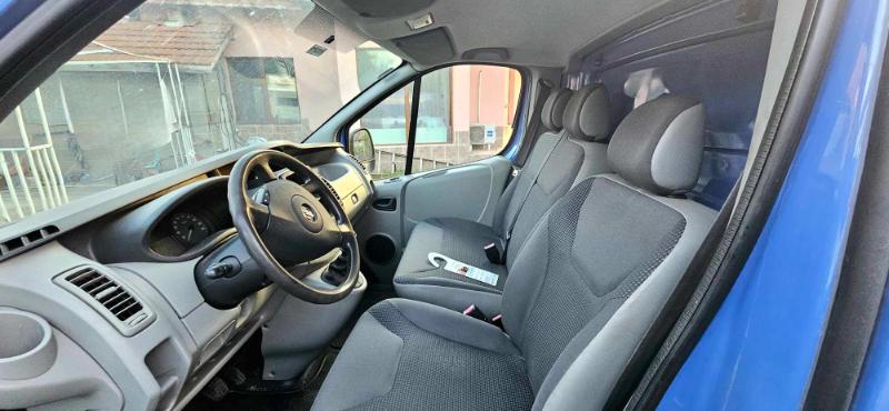 Opel Vivaro 2.0 - изображение 6