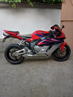 Обява за продажба на Honda Cbr 1000rr ~8 500 лв. - изображение 8