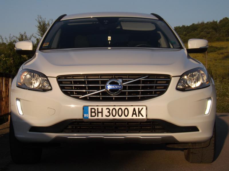 Volvo XC60 D4 AWD - изображение 3