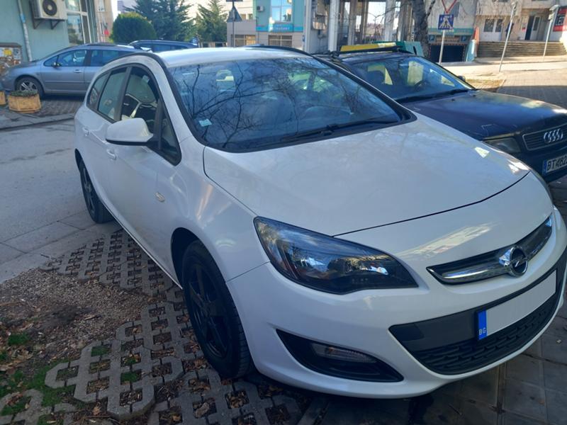 Opel Astra J - изображение 2