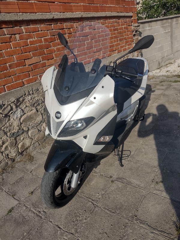 Aprilia Sr 125i - изображение 5