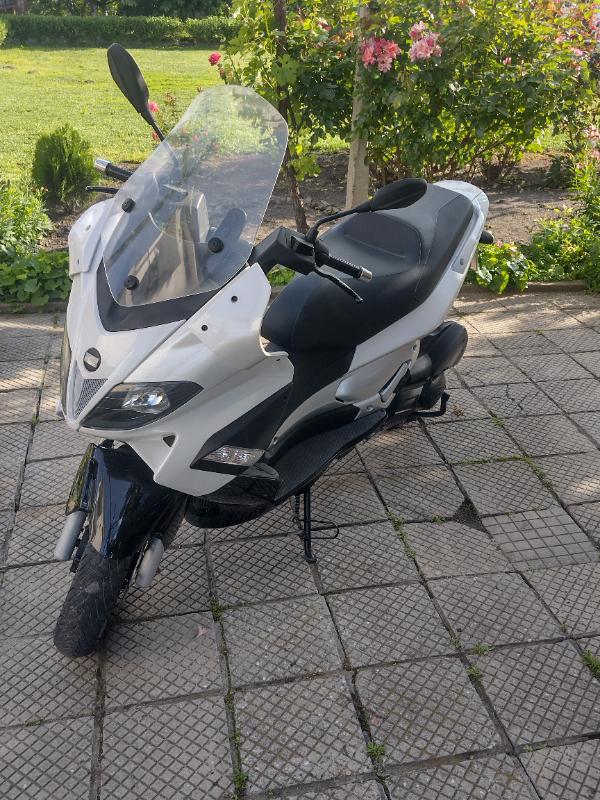 Aprilia Sr 125i - изображение 4