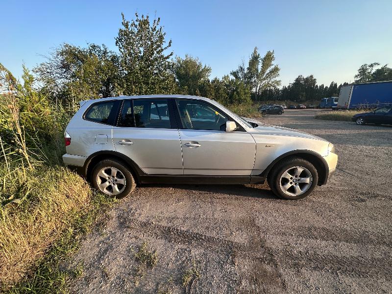 BMW X3 2 i - изображение 2