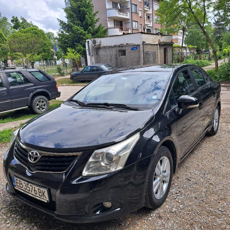 Toyota Avensis 3.0 TDI - изображение 2