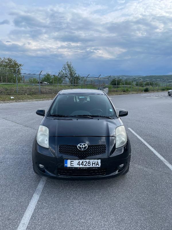 Toyota Yaris 1.4D4D - изображение 2