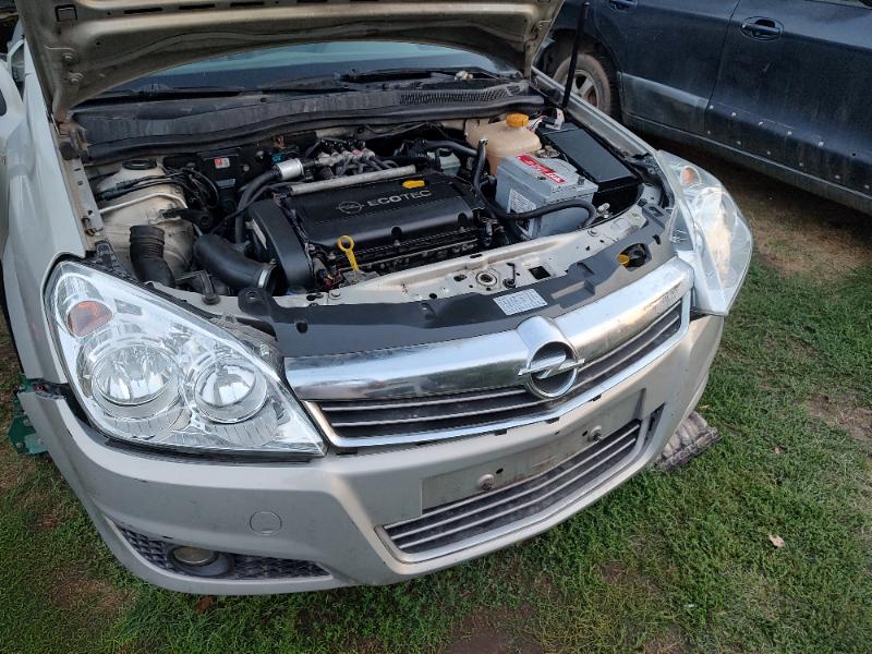 Opel Astra 1.6  - изображение 8