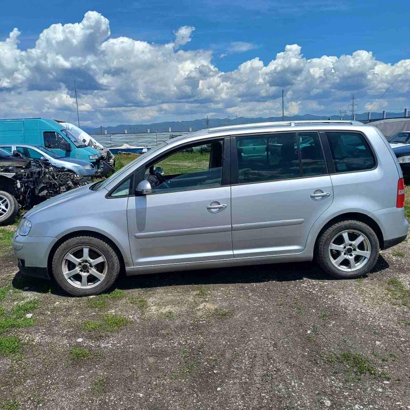 VW Touran 1.6 FSI - изображение 5