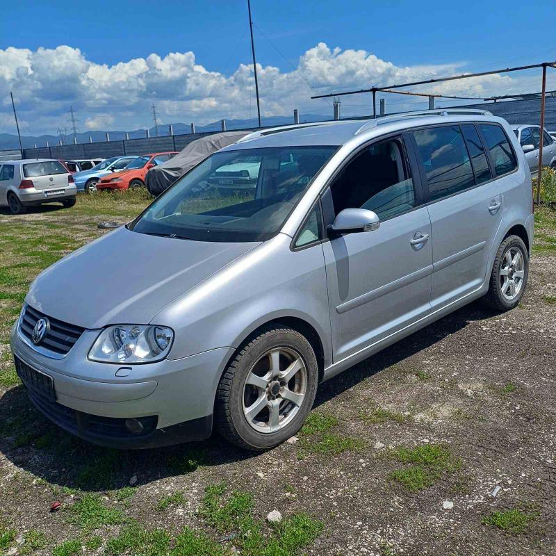 VW Touran 1.6 FSI - изображение 2