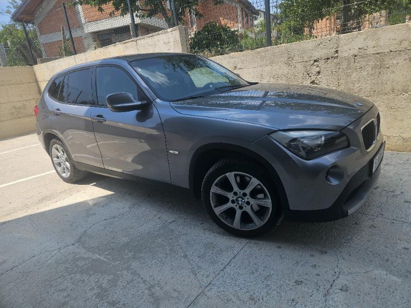 BMW X1  Sdrive 18D - изображение 3