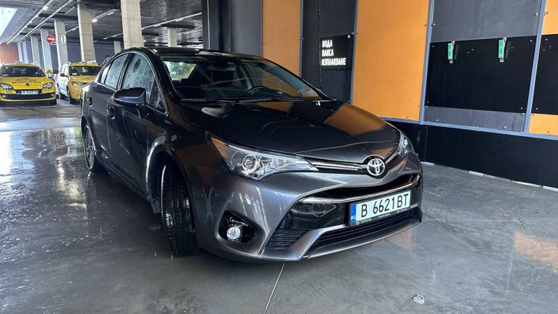 Toyota Avensis  - изображение 2