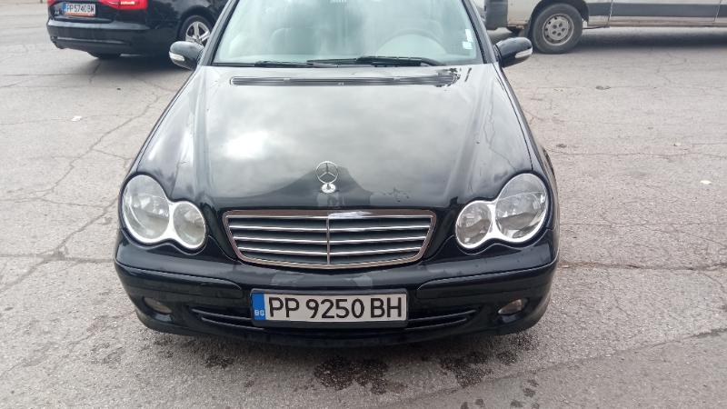 Mercedes-Benz C 200 C 2.0 - изображение 7