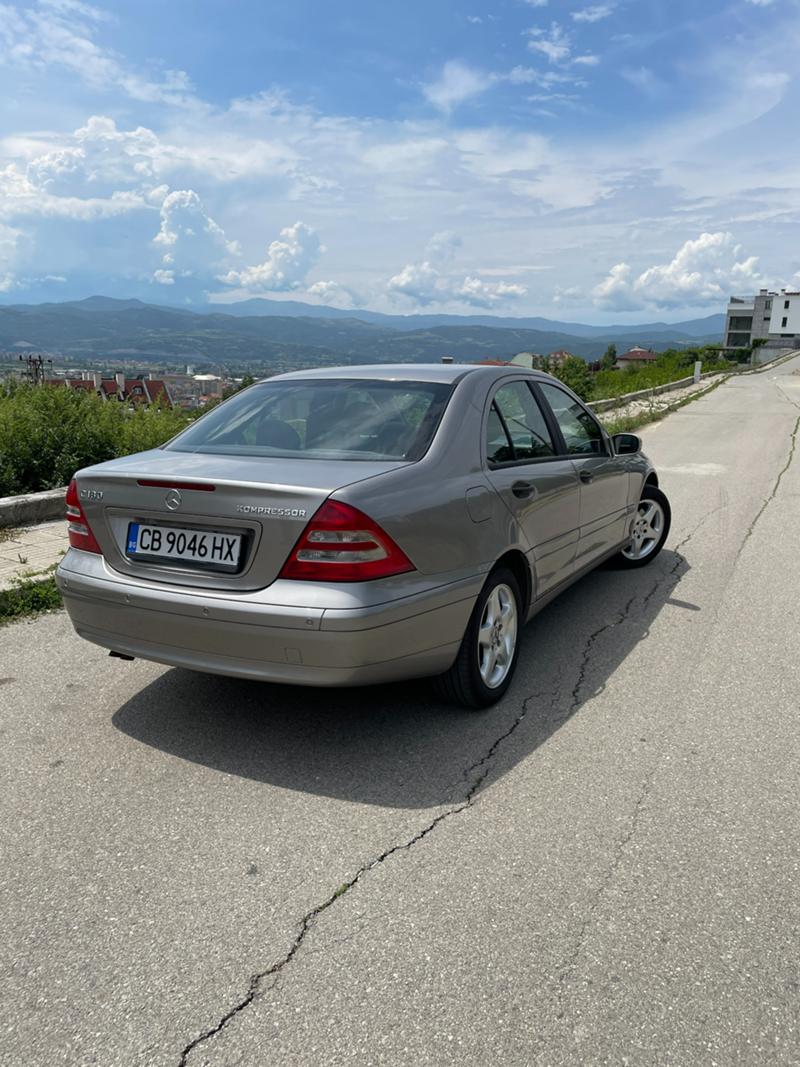 Mercedes-Benz C 180 Kompressor - изображение 8