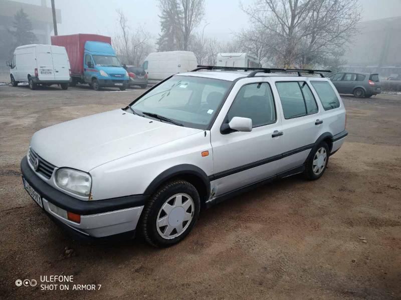 VW Golf 1.6 - изображение 3