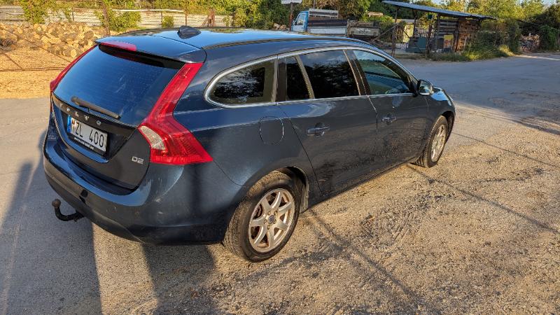 Volvo V60 D2 - изображение 5