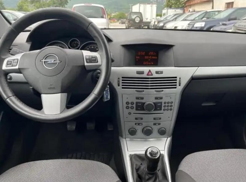 Opel Astra 1.7CDTI - изображение 8