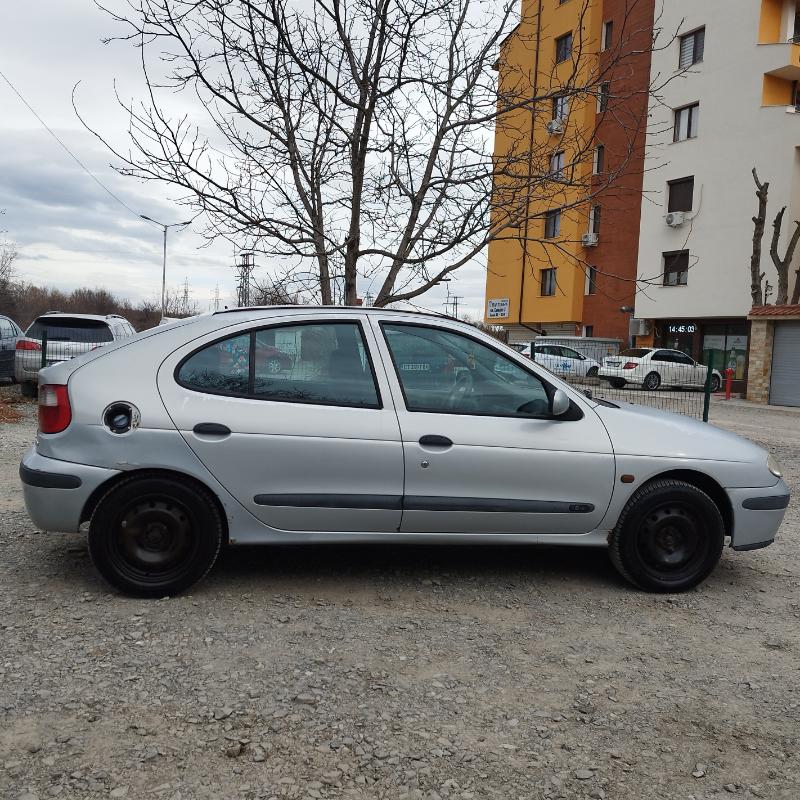 Renault Megane 1.6 16V - изображение 3