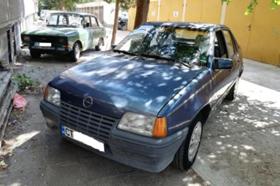 Opel Kadett 1.8 S automat