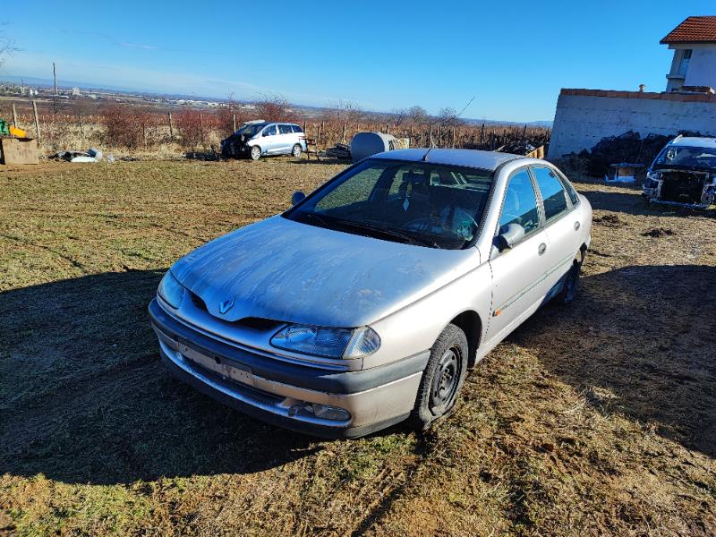 Renault Laguna 1.8i НА ЧАСТИ  - изображение 8