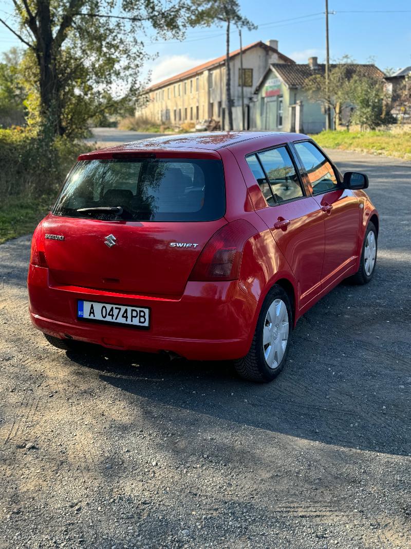 Suzuki Swift 1,300 - изображение 4