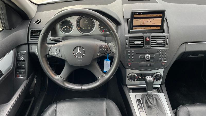 Mercedes-Benz C 320 3.0 CDI - изображение 9