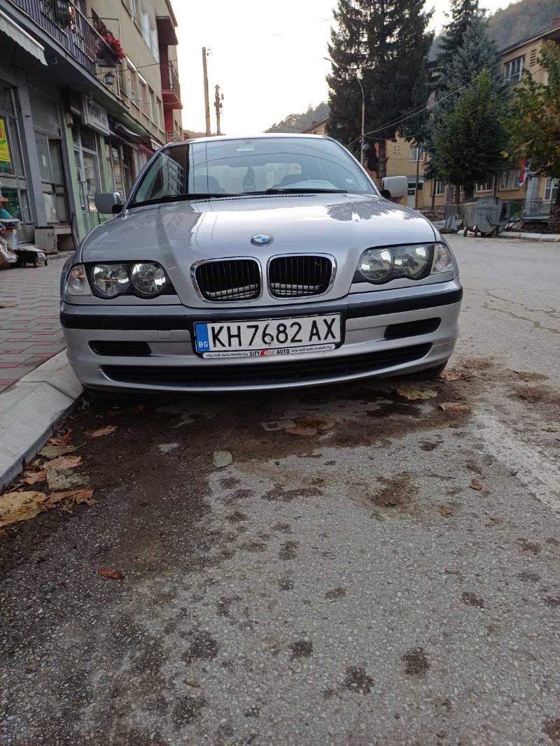 BMW 118 1.8i с газ - изображение 1