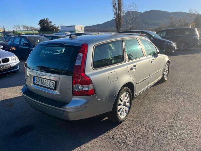 Volvo V50 2.0 хди - изображение 4