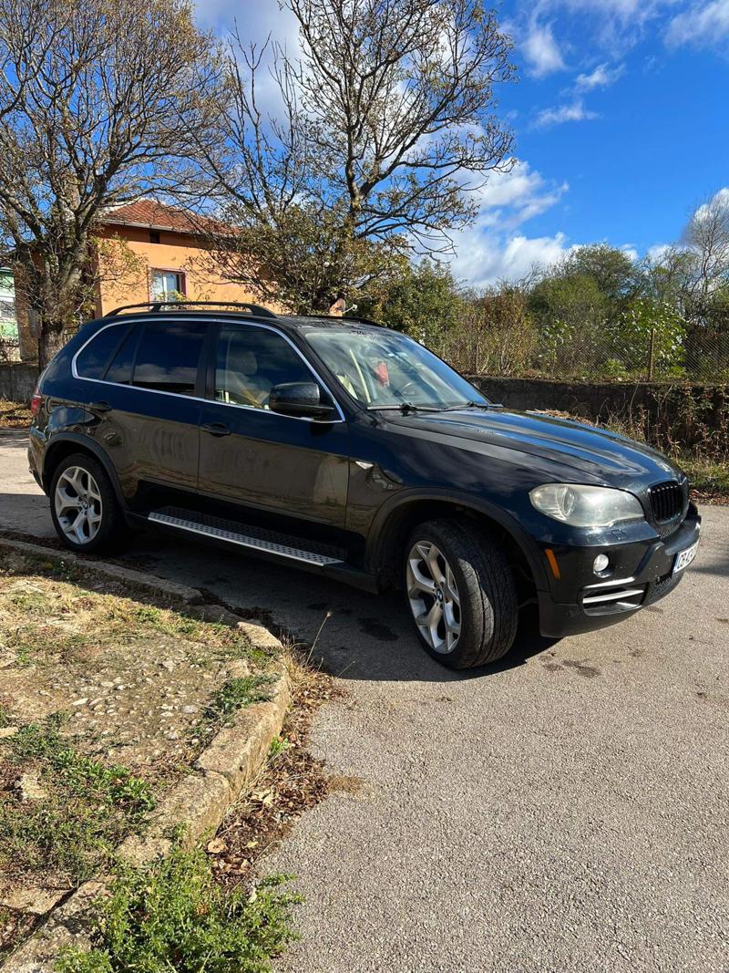 BMW X5 4.8 - изображение 8