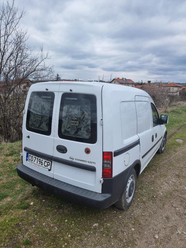 Opel Combo CDTI - изображение 4