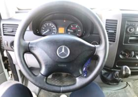 Обява за продажба на Mercedes-Benz 313 313 CDI  ~21 999 лв. - изображение 11