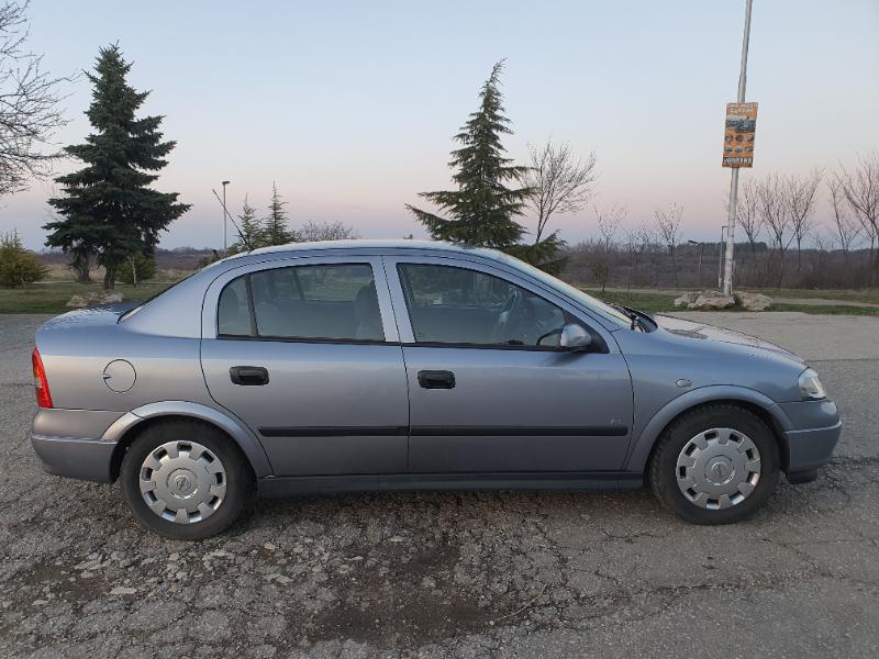 Opel Astra 1.7 CDTI - изображение 4