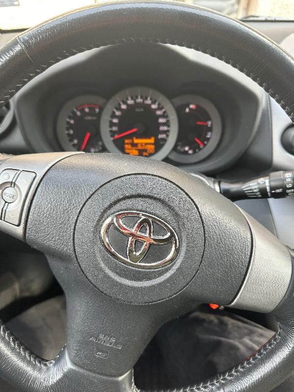 Toyota Rav4 D4D - изображение 6