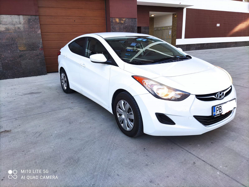 Hyundai Elantra  - изображение 3