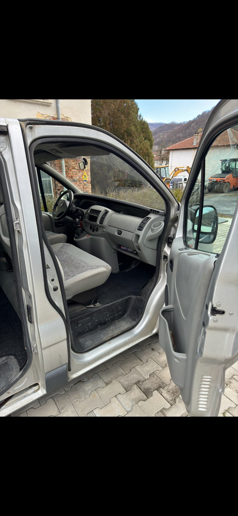 Opel Vivaro 1.9TDI*6скорости - изображение 10