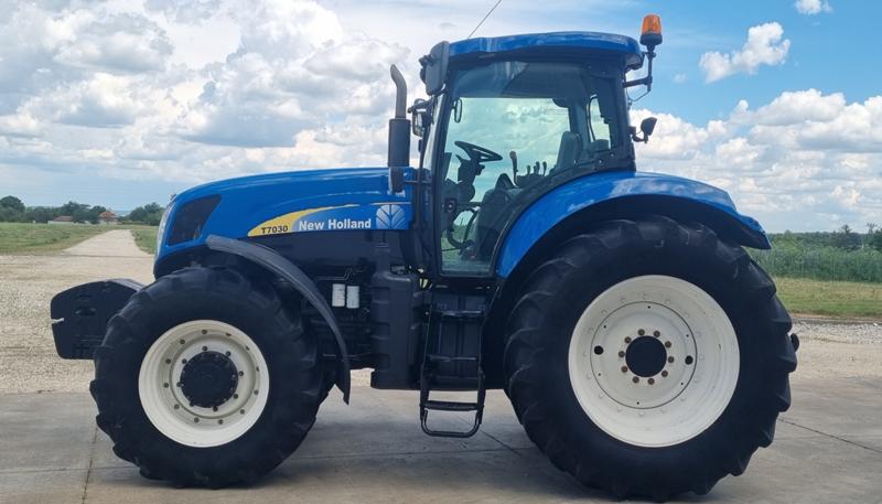 Трактор New Holland  T7030 ЛИЗИНГ - изображение 3