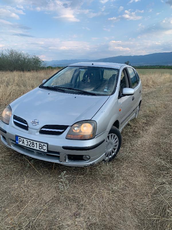 Nissan Almera tino 2.2dci - изображение 3