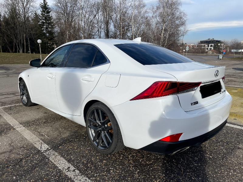 Lexus Is 300 F Sport AWD - изображение 4