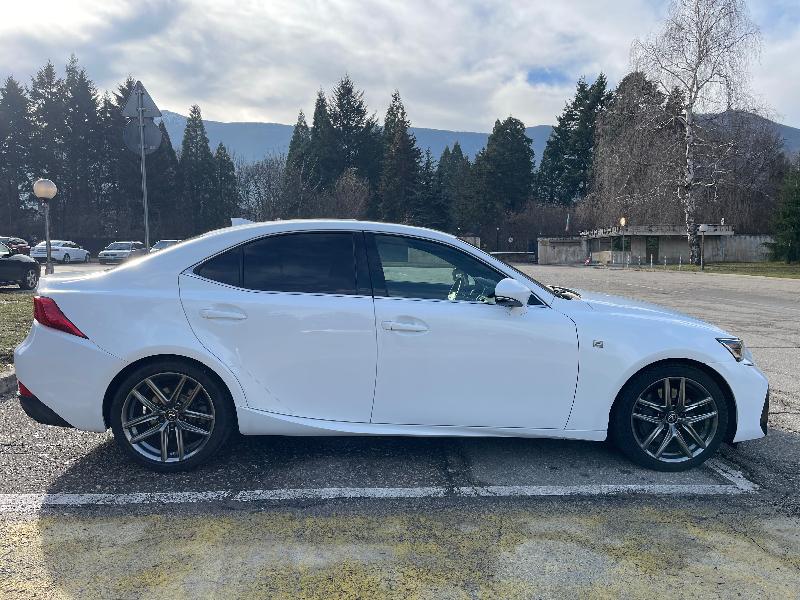 Lexus Is 300 F Sport AWD - изображение 6