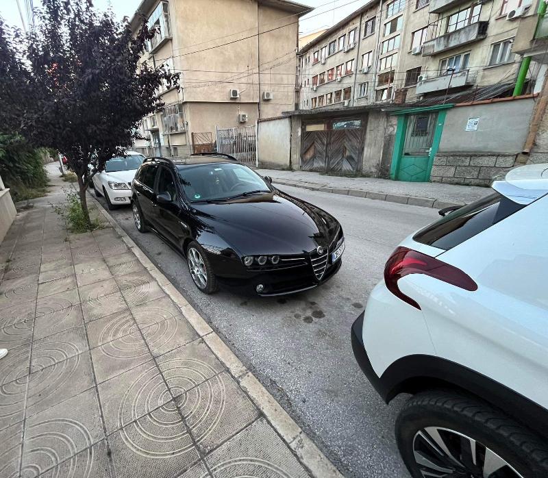 Alfa Romeo 159 2.4 JTDM TI - изображение 6