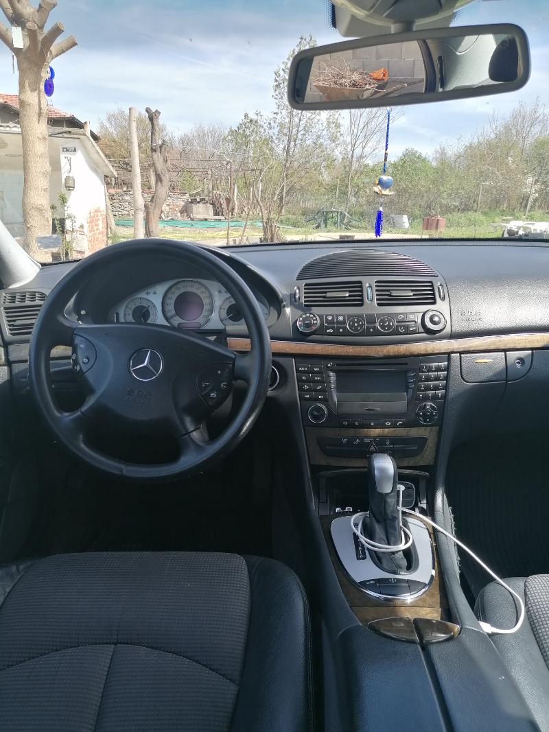Mercedes-Benz E 320 W211 - изображение 9