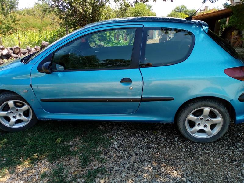 Peugeot 206 2.0 HDI 90 - изображение 4