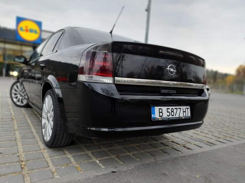 Opel Vectra 2.2 i - изображение 6