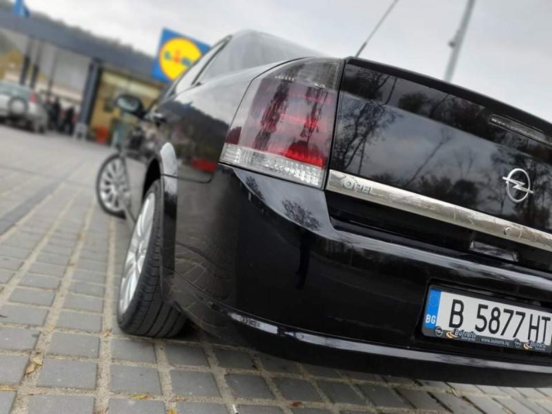 Opel Vectra 2.2 i - изображение 8